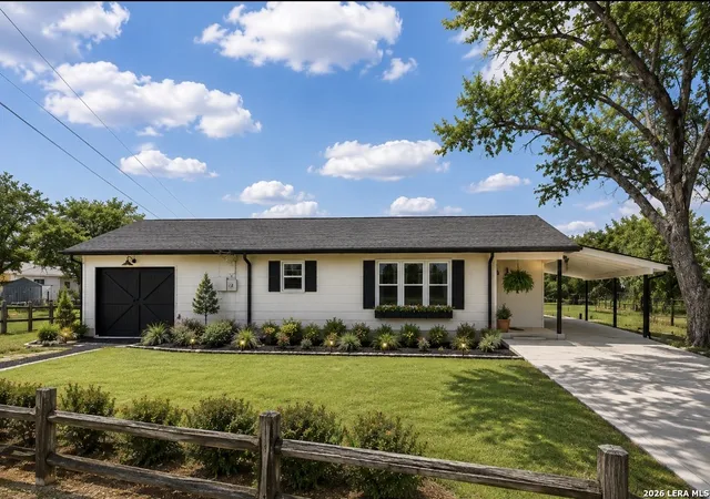 1st image of 714 Orange St, Jourdanton, TX 78026 | MLS# 1999077