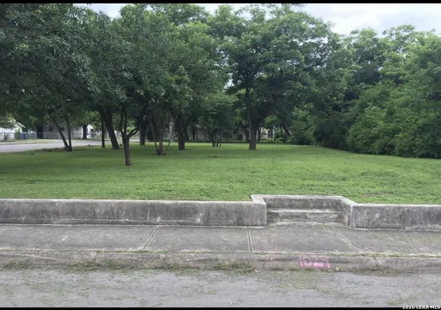 Photo 1 of Land for sale at 1029 Gladstone, San Antonio, TX 78225 | MLS# 1999087 | Listing updated on 2026-07-20