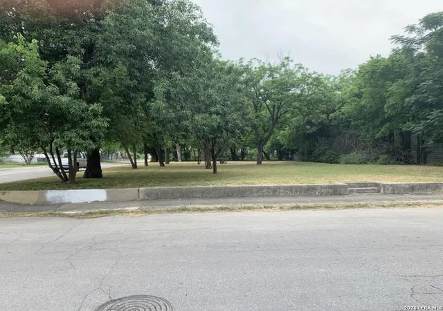 Photo 2 of Land for sale at 1029 Gladstone, San Antonio, TX 78225 | MLS# 1999087 | Listing updated on 2026-07-20