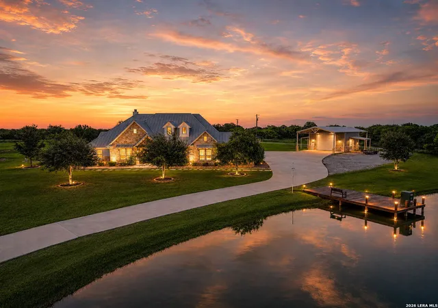 Photo 1 of Single family home for sale at 1980 County Road 361, La Vernia, TX 78121 | MLS# 1999096 | Listing updated on 2026-08-24