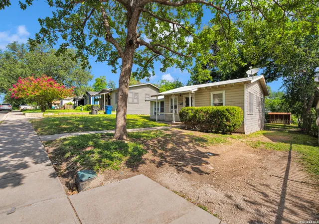 2nd image of 1611 Lee Hall, San Antonio, TX 78201 | MLS# 1999097