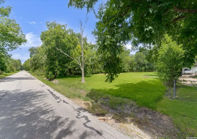 13th image of 7129 Fauna St, Houston, TX 77061 | MLS# 1999103
