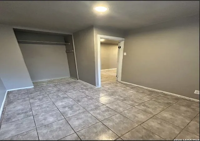 Photo 4 of Sale Pending at 4931 Waycross Ln, San Antonio, TX 78220 | MLS# 1999108 | Listing updated on 2026-08-20