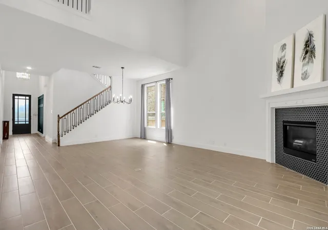 Photo 4 of Single family home for sale at 1421 Escarpment, New Braunfels, TX 78132 | MLS# 1999132 | Listing updated on 2026-10-20