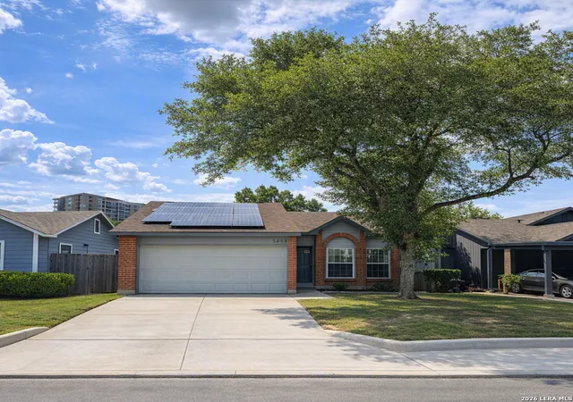 Photo 1 of Single family home for sale at 7623 Ridge Elm Dr, San Antonio, TX 78239 | MLS# 1999154 | Listing updated on 2026-09-10
