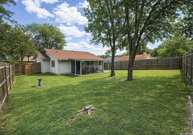 Photo 2 of Single family home for sale at 7623 Ridge Elm Dr, San Antonio, TX 78239 | MLS# 1999154 | Listing updated on 2026-09-10