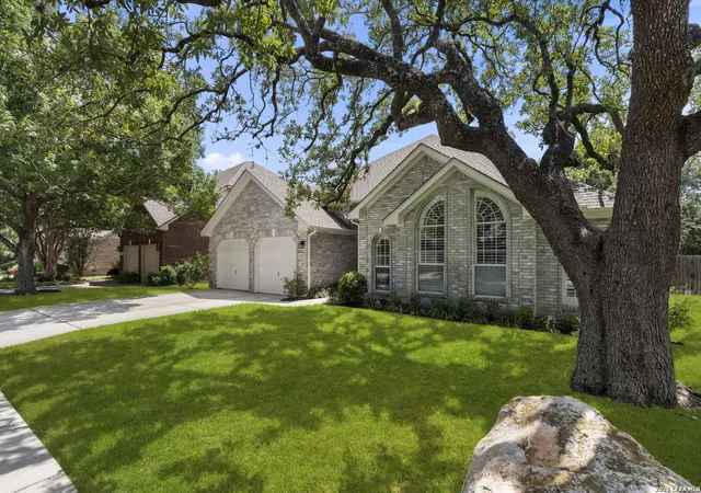 Photo 2 of Sale Pending at 13515 Ascend Ter, San Antonio, TX 78249 | MLS# 1999179 | Listing updated on 2026-08-06