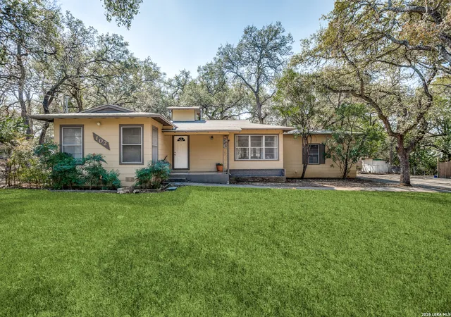 Photo 2 of Sale Pending at 102 Krameria Dr, Castle Hills, TX 78213 | MLS# 1999190 | Listing updated on 2026-08-10