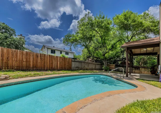 39th image of 6122 Ridgebrook St, San Antonio, TX 78250 | MLS# 1999205