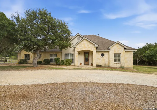 2nd image of 301 Mountain Spring, Boerne, TX 78006 | MLS# 1999248