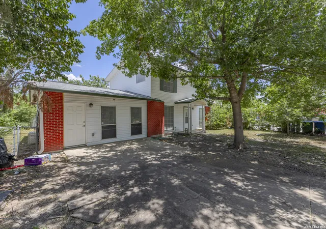 Photo 4 of Single family home for sale at 7503 Westlyn Dr, San Antonio, TX 78227 | MLS# 1999263 | Listing updated on 2026-09-15