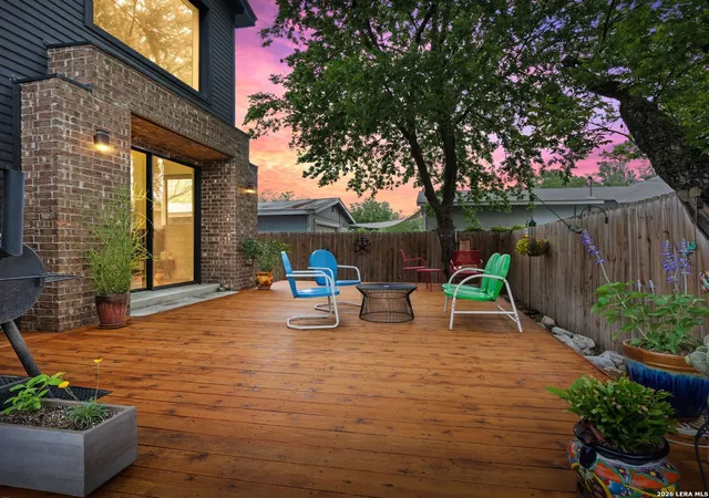 3rd image of 1119 Dawson St, San Antonio, TX 78202 | MLS# 1999275