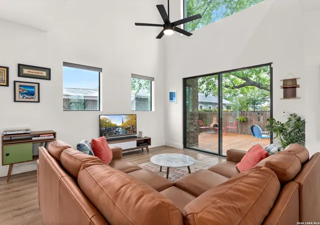 5th image of 1119 Dawson St, San Antonio, TX 78202 | MLS# 1999275