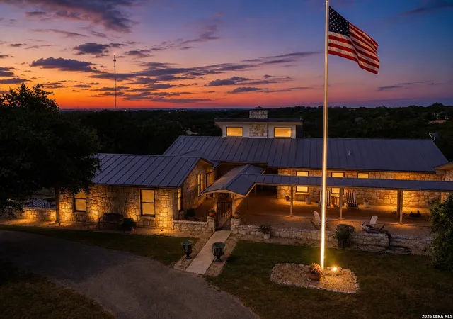 1st image of 34 Canyon Ridge Vw, Kerrville, TX 78028 | MLS# 1999279