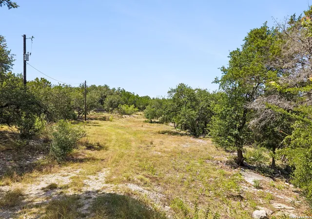 Photo 4 of Land for sale at 1043 Summit Blf, Canyon Lake, TX 78133 | MLS# 1999284 | Listing updated on 2026-07-21