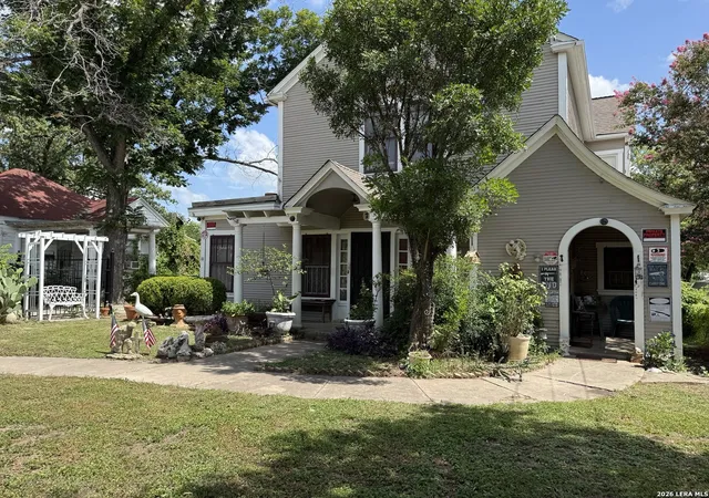 Photo 2 of Sale Pending at 706 E Carson, San Antonio, TX 78208 | MLS# 1999290 | Listing updated on 2026-09-05