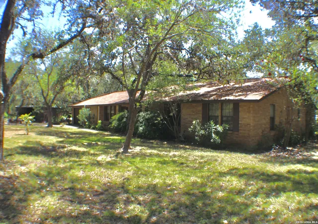 Photo 3 of Single family home for sale at 10950 Paloma, Helotes, TX 78023 | MLS# 1999302 | Listing updated on 2026-07-21