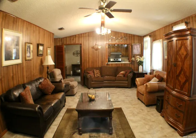 Photo 4 of Single family home for sale at 10950 Paloma, Helotes, TX 78023 | MLS# 1999302 | Listing updated on 2026-07-21