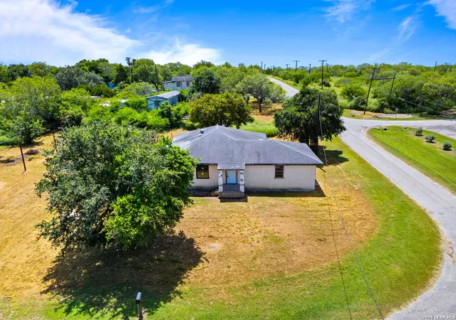 Homes for sale in Mathis, TX | 133 Lake St, Mathis, TX 78368 | MLS# 1999305