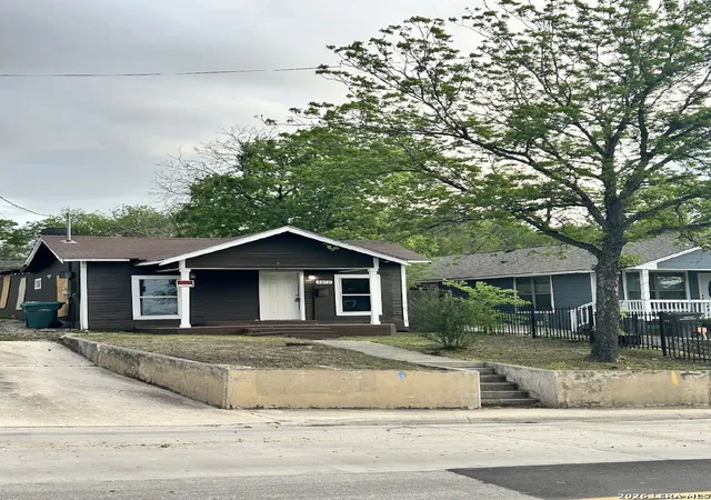 1st image of 2650 E Commerce St, San Antonio, TX 78203 | MLS# 1999306