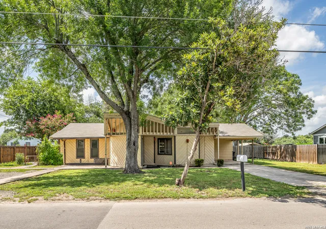 Photo 1 of Single family home for sale at 170 Sinclair Rd, San Antonio, TX 78222 | MLS# 1999389 | Listing updated on 2026-09-08