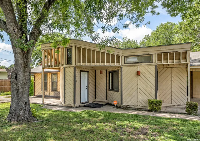 Photo 3 of Single family home for sale at 170 Sinclair Rd, San Antonio, TX 78222 | MLS# 1999389 | Listing updated on 2026-09-08