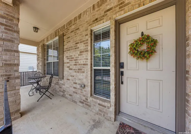 Photo 4 of Sale Pending at 17210 Darien Wing, San Antonio, TX 78247 | MLS# 1999416 | Listing updated on 2026-09-09