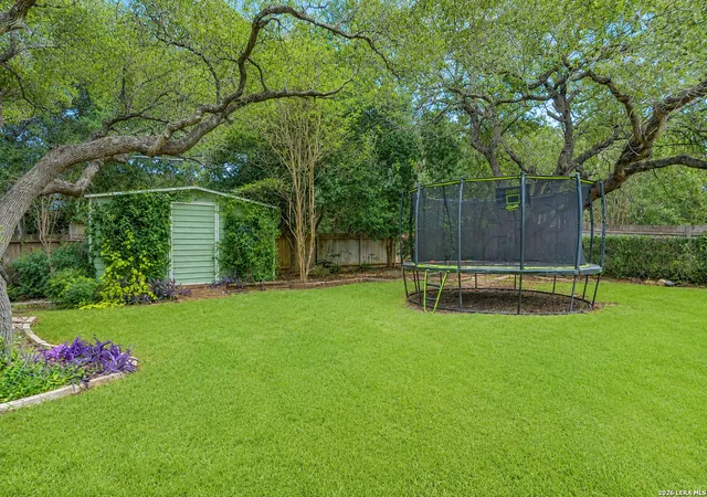 Photo 33 of Sale Pending at 109 Honey Bee Ln, Shavano Park, TX 78231 | MLS# 1999432 | Listing updated on 2026-09-02
