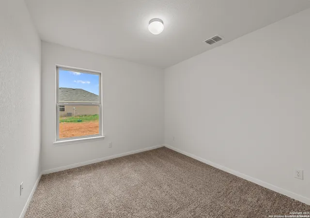 5th image of 100 Prescott Dr, Floresville, TX 78114 | MLS# 1999439