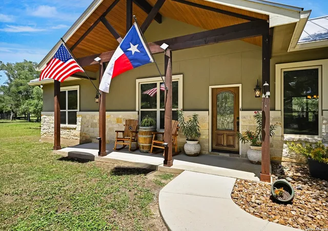 3rd image of 281 Kellog, Fischer, TX 78623 | MLS# 1999468
