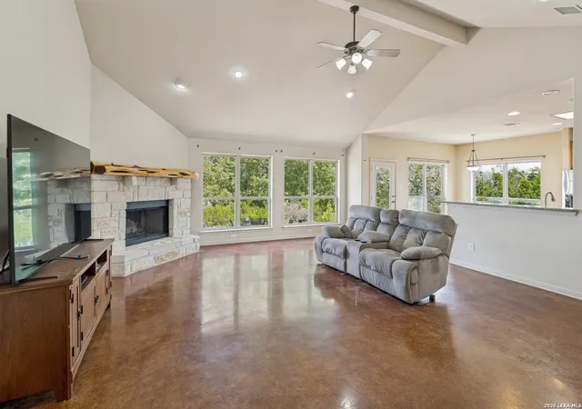 5th image of 421 Armadillo Trail Dr E, Comfort, TX 78013 | MLS# 1999480