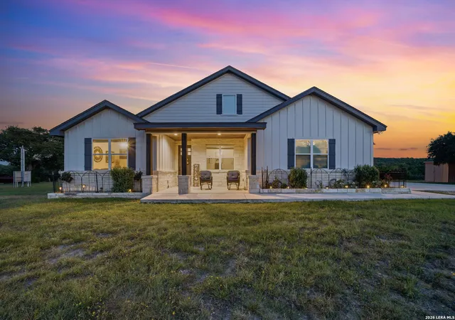 Photo 3 of Single family home for sale at 1644 Rebecca Ranch Rd, Canyon Lake, TX 78133 | MLS# 1999492 | Listing updated on 2026-09-19