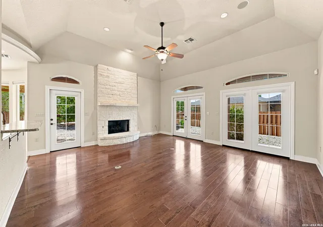 5th image of 1894 Summit Top Dr, Kerrville, TX 78028 | MLS# 1999501