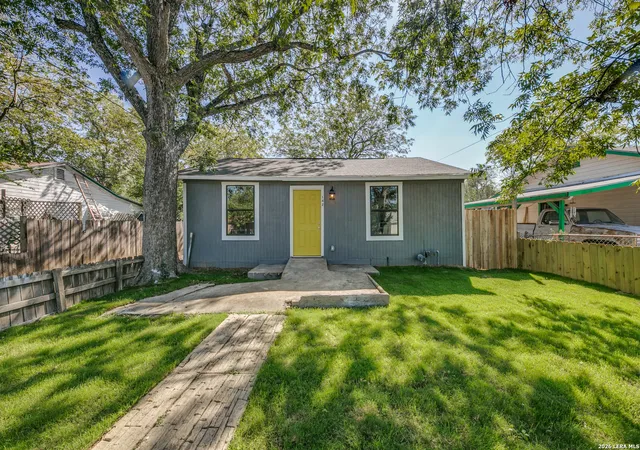 Photo 1 of Single family home for sale at 142 Sargent St, San Antonio, TX 78210 | MLS# 1999508 | Listing updated on 2026-09-14