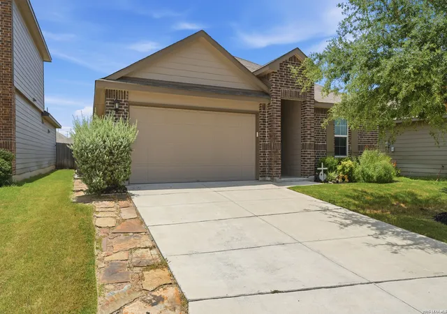 Photo 2 of Sale Pending at 2122 Silver Maple, New Braunfels, TX 78130 | MLS# 1999527 | Listing updated on 2026-08-12