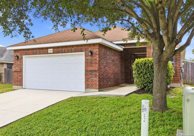 Photo 2 of Sale Pending at 5419 Redeemer, San Antonio, TX 78247 | MLS# 1999552 | Listing updated on 2026-09-12