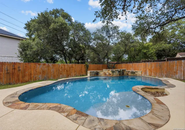 2nd image of 11622 Claunch, Helotes, TX 78023 | MLS# 1999565