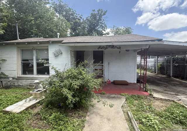 2nd image of 4438 Buena Vista St, San Antonio, TX 78237 | MLS# 1999577
