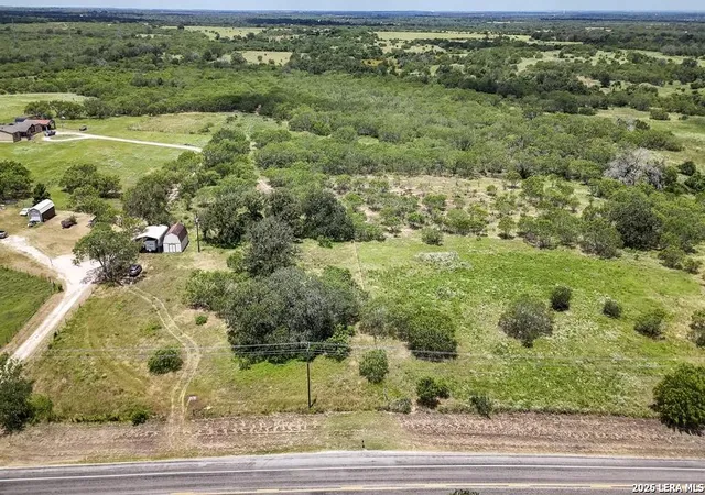 2nd image of 5616 Fm 1117, Seguin, TX 78155 | MLS# 1999603