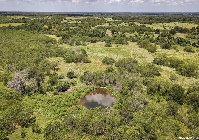3rd image of 5616 Fm 1117, Seguin, TX 78155 | MLS# 1999603