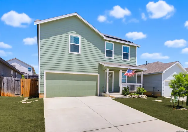 Photo 3 of Single family home for sale at 5965 Vestige Bend, Bulverde, TX 78163 | MLS# 1999605 | Listing updated on 2026-07-22