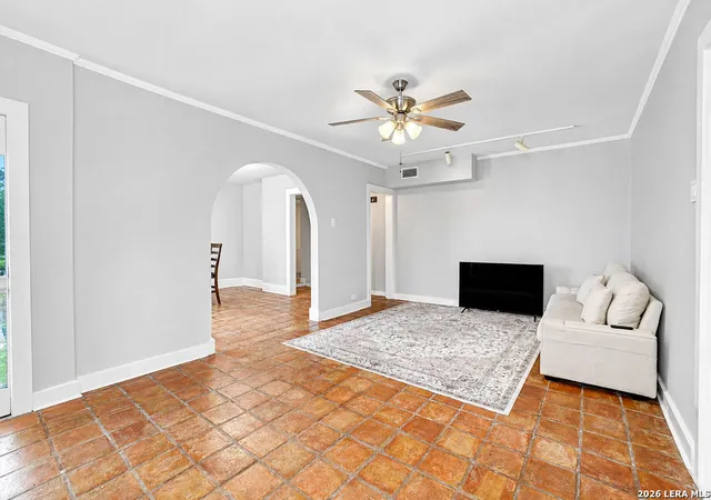 3rd image of 406 E Mulberry, San Antonio, TX 78212 | MLS# 1999627