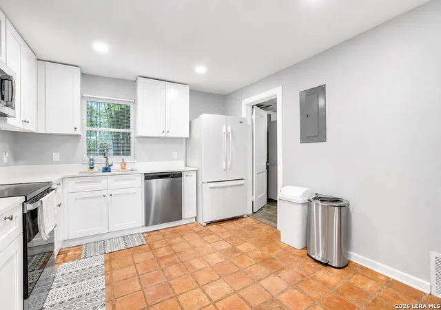 5th image of 406 E Mulberry, San Antonio, TX 78212 | MLS# 1999627