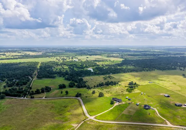 3rd image of 5501 Old Colony Line Rd, Lockhart, TX 78644 | MLS# 1999632