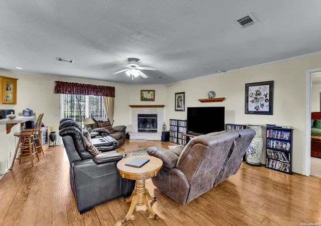 5th image of 13830 State Hwy 16 S, Pipe Creek, TX 78063 | MLS# 1999638