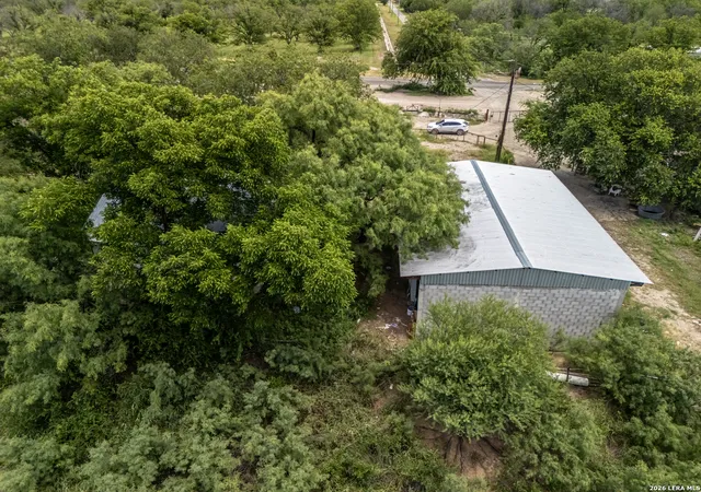 2nd image of 1398 W Moore Ave, Quemado, TX 78877 | MLS# 1999642