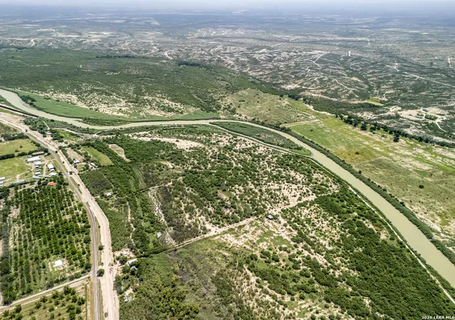 36th image of 1398 W Moore Ave, Quemado, TX 78877 | MLS# 1999642