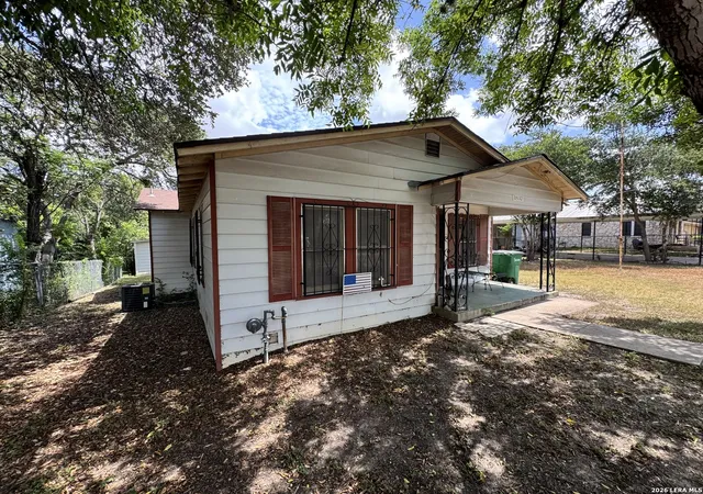Photo 1 of Single family home for sale at 1837 E Highland Blvd, San Antonio, TX 78210 | MLS# 1999667 | Listing updated on 2026-09-09