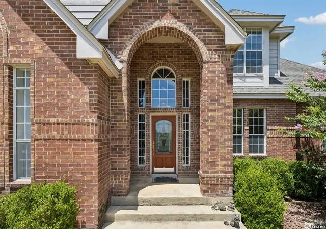 Photo 3 of Single family home for sale at 29607 Midnight Sun, Fair Oaks Ranch, TX 78015 | MLS# 1999703 | Listing updated on 2026-09-15