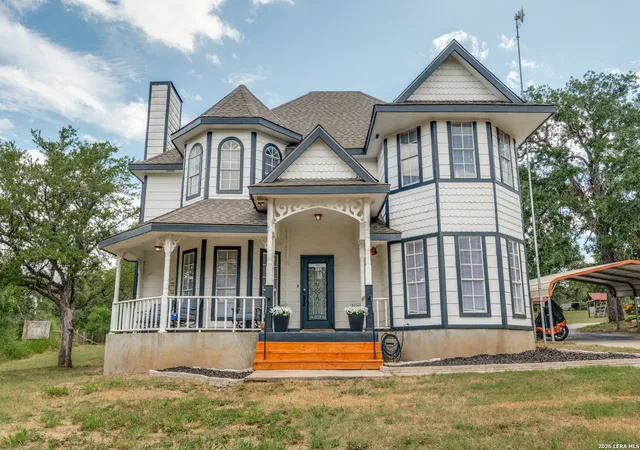 1st image of 9052 Us Hwy 181 N, Floresville, TX 78114 | MLS# 1999705